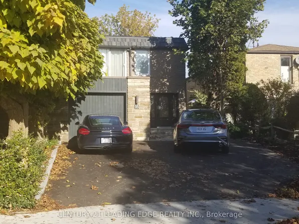 16 Medaca St, Toronto, ON M2J 3A7