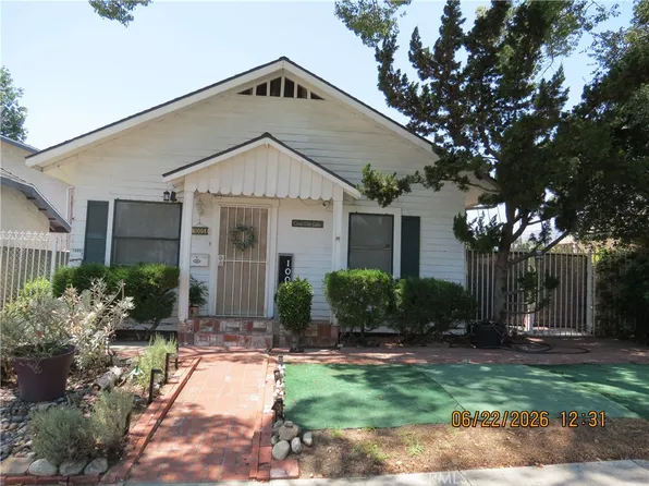 1005 N Alameda Ave, Azusa, CA 91702