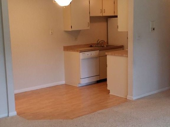 2nd image of 1900 King James Pkwy #104