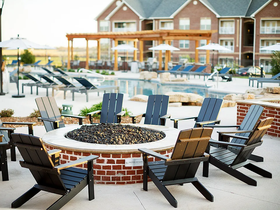 Aria_FirePit4_72dpi