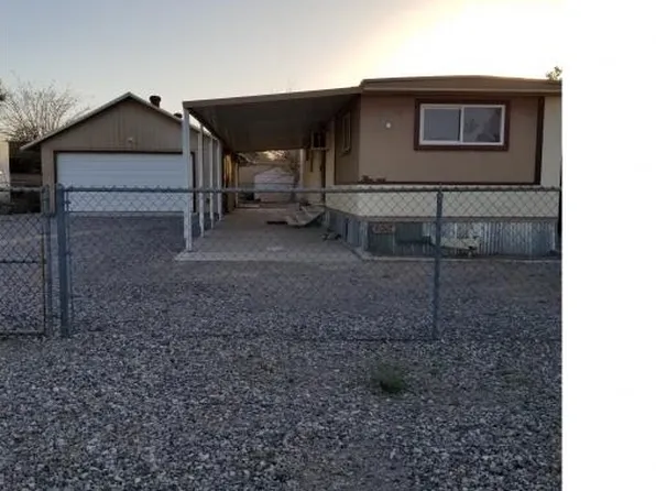 8040 S Smoketree Ln, Mohave Valley, AZ 86440