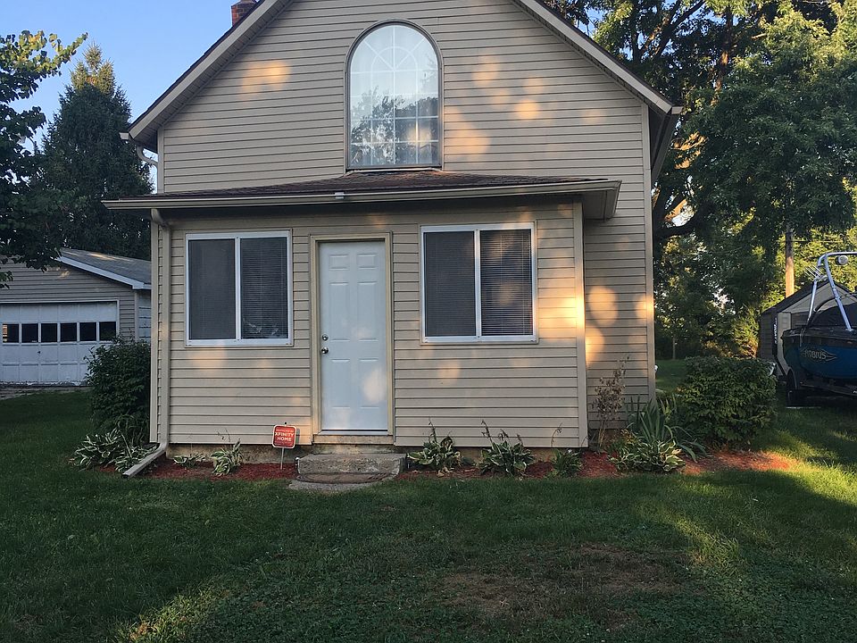 1st image of 327 Potter St
