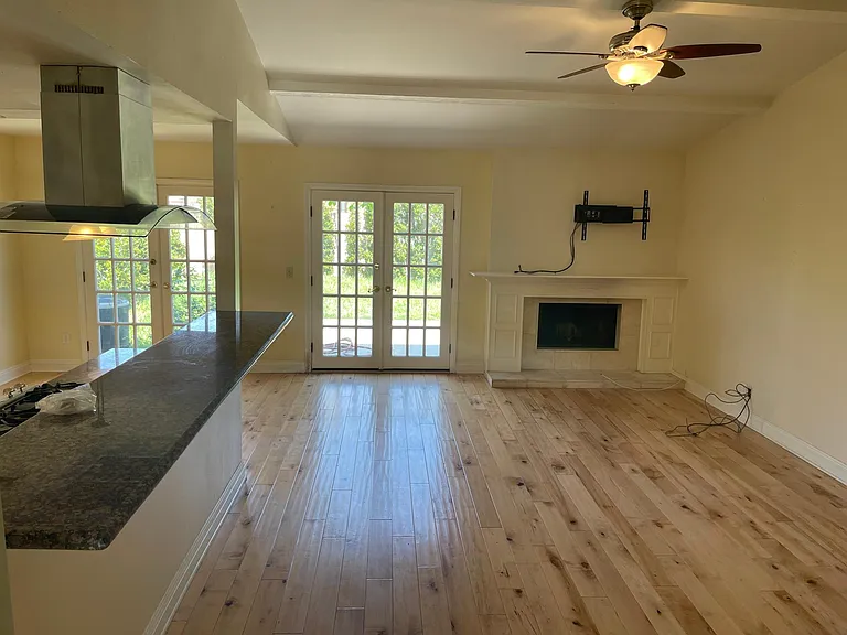 20319 Ingomar St — Photo 7