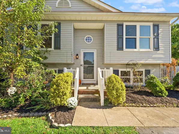 10711 Allie Dr, Fredericksburg, VA 22408