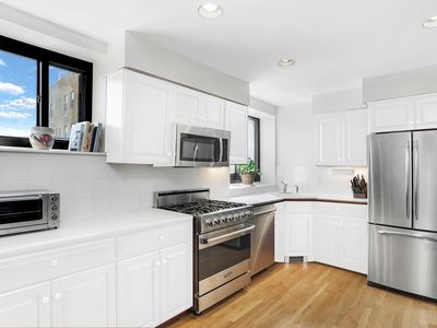 11 Lafayette Ct APT 4D, Greenwich, CT, 06830