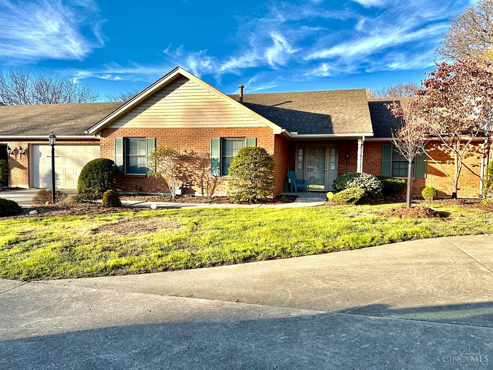 1st image of 224 Lake Front Ct