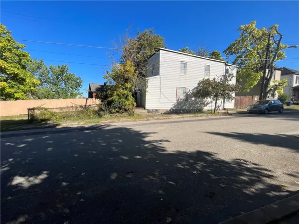 201 Cedarhurst St, Pittsburgh, PA 15210