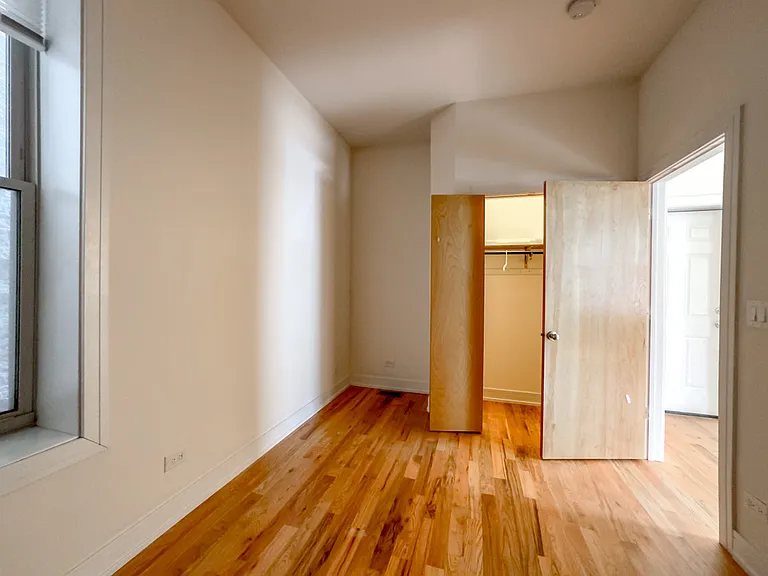 2835 N Damen Ave #R2 — Photo 11