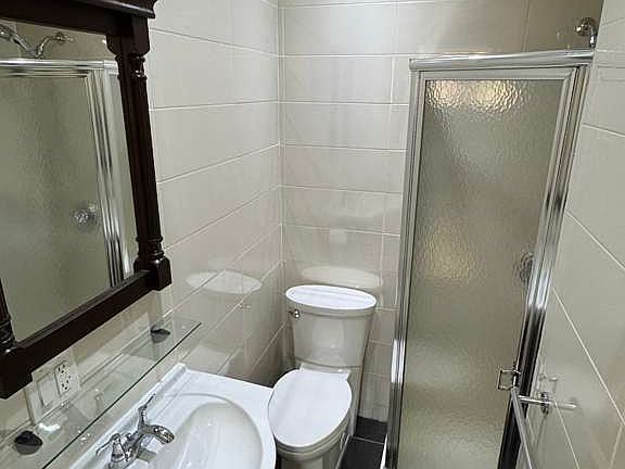 3rd image of 248 E 111th St APT 4B