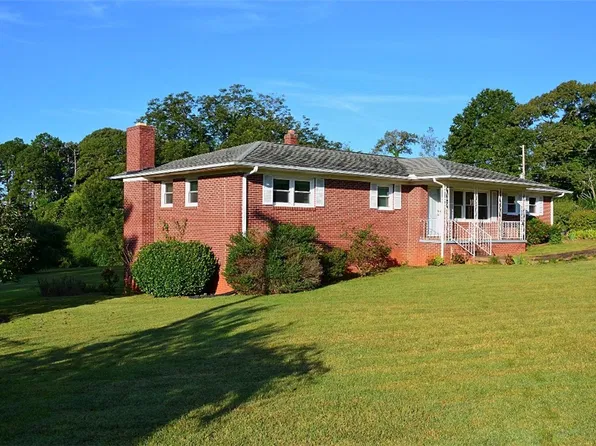 893 Old Walhalla Hwy, Seneca, SC 29672