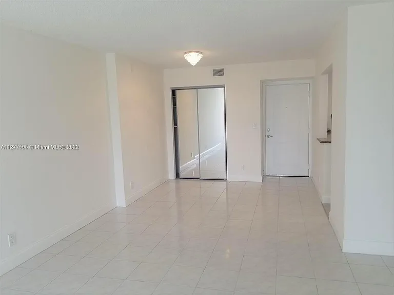 100 Bayview Dr #208 — Photo 16