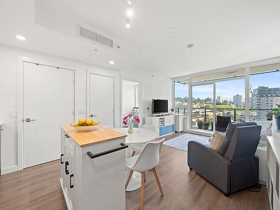 4th image of 823 Carnarvon St #1905
