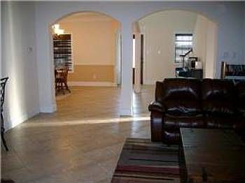 4th image of 4603 Majestic Dr