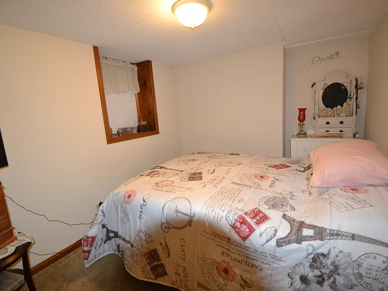 1504 Greeley St S #6 — Photo 10