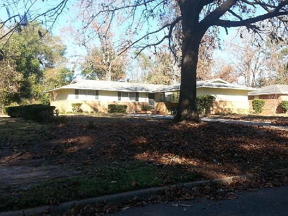 2nd image of 3028 Tipperary Dr