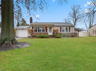 4005 Cascade Dr, Youngstown, OH 44511