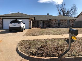 1508 Foxfire St, Moore, OK 73160