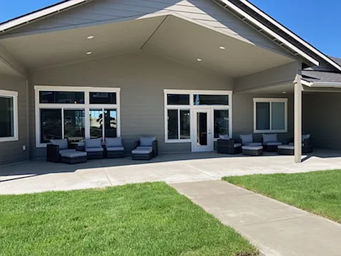 Remington Apartmetns — Photo 4