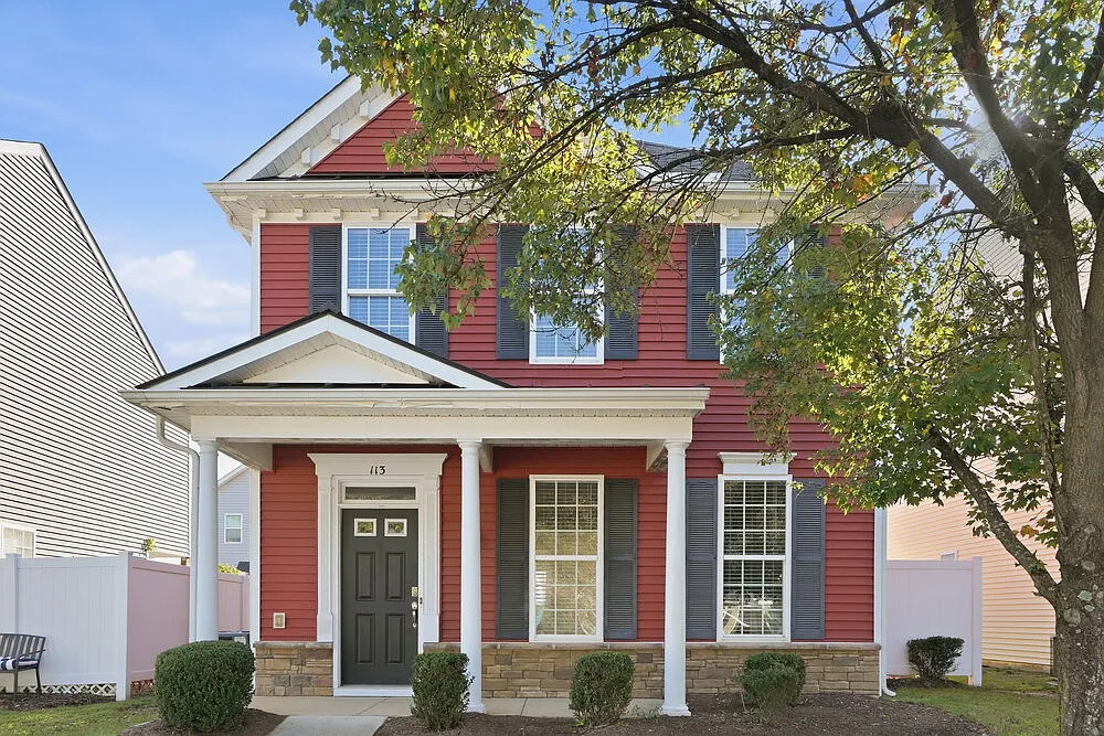 3 bed, 2.5 bath, 1543 sqft, $1,735 — Photo 1
