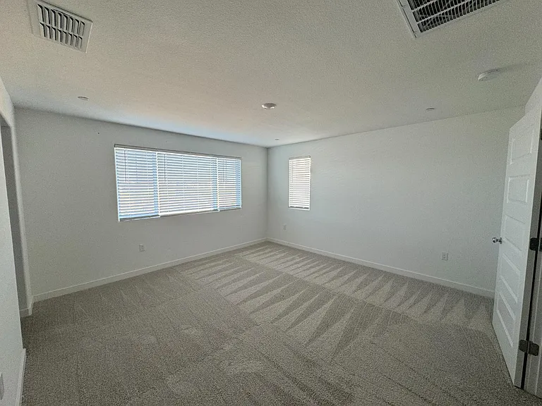 8524 Anker Way — Photo 10