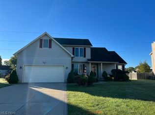 944 Rome Beauty Dr, Amherst, OH 44001