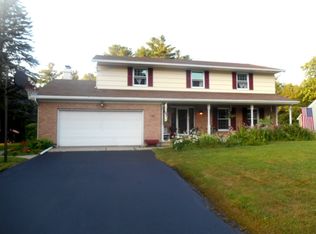 15 Riverside Pkwy, Massena, NY 13662