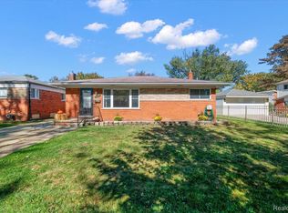 1687 Fontaine Ave, Madison Heights, MI