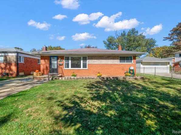1687 Fontaine Ave, Madison Heights, MI 48071