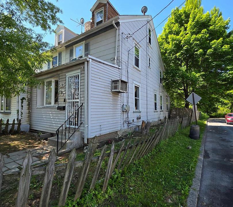 1st image of 1142 Chestnut St
