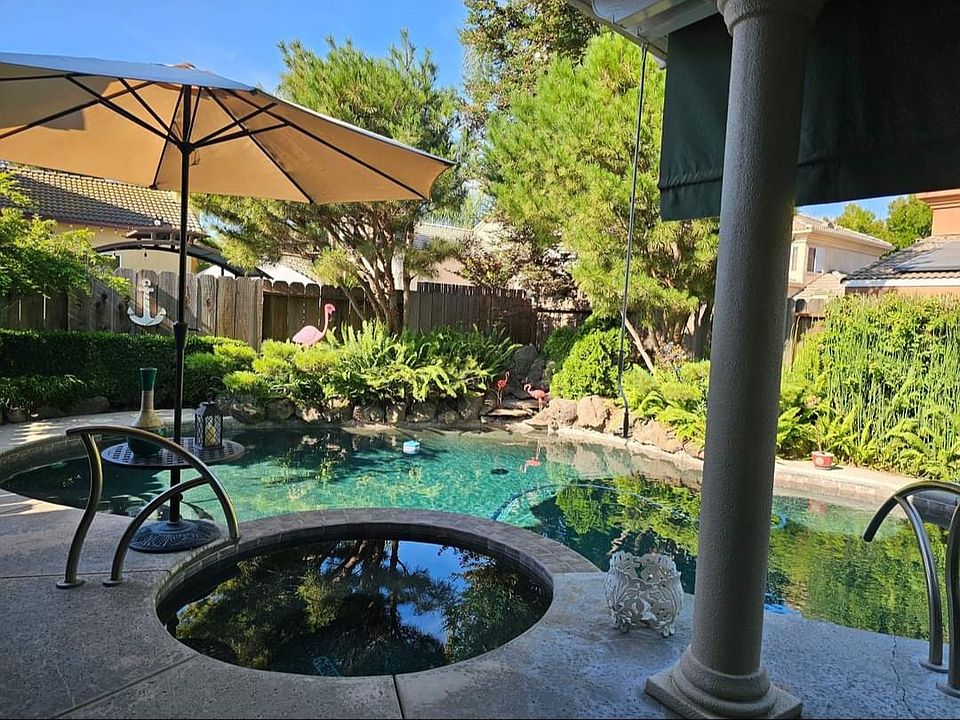 2nd image of 2137 Center Court Dr