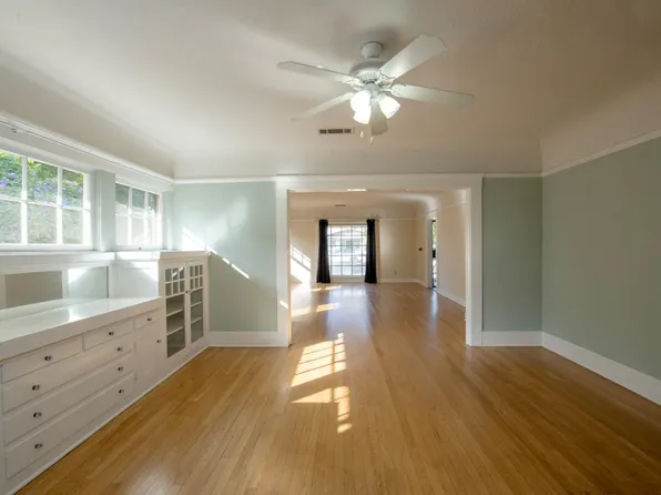 1494 N College Ave, Fresno, CA 93728