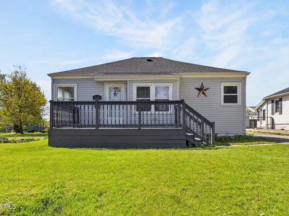 225 19th St, Findlay, OH 45840