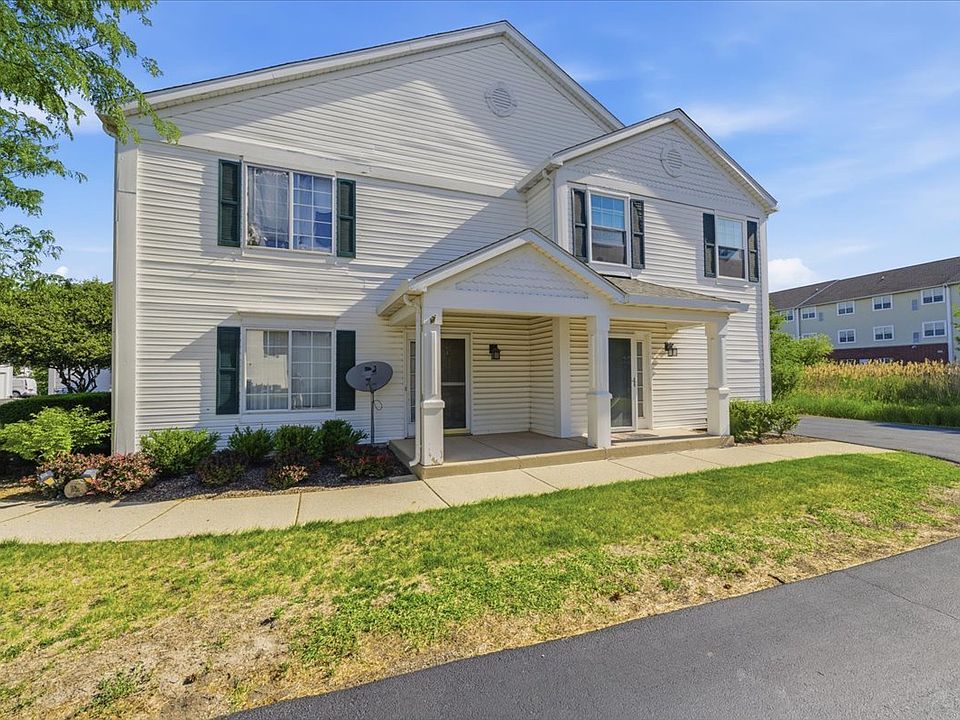 1st image of 725 Fieldcrest Dr Unit C