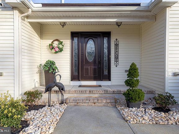 3rd image of 2757 Perna Ln