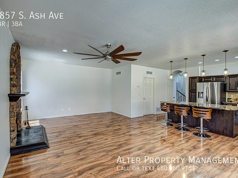 8857 S Ash Ave — Photo 8