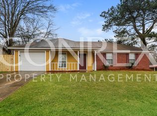 1001 Cherry Stone Cir, Clinton, MS 39056