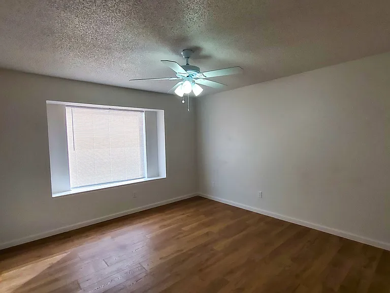 6216 Rutgers St — Photo 13