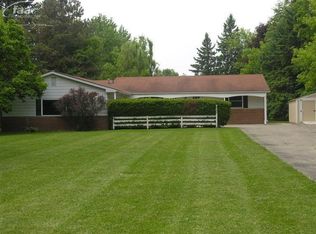 5288 Duffield Rd, Swartz Creek, MI 48473