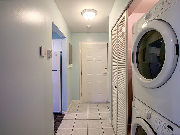 2nd image of 5711 Mermaid St #201