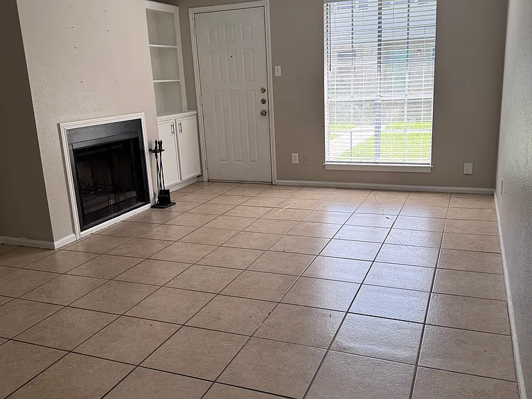 9280 Glen Meadow Ln — Photo 3