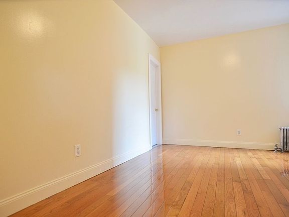 3rd image of 4996 Broadway APT 3K
