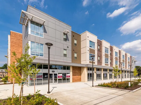 Residences at Avondale Town Center