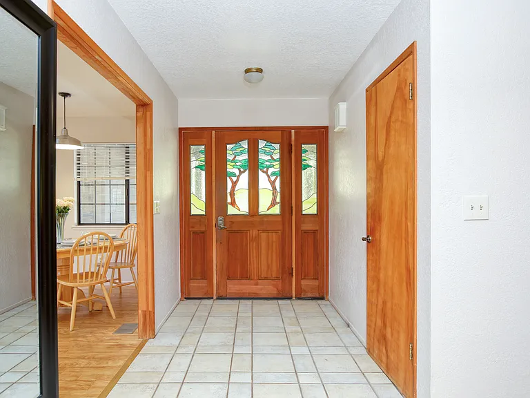 1540 Indiana Way — Photo 35