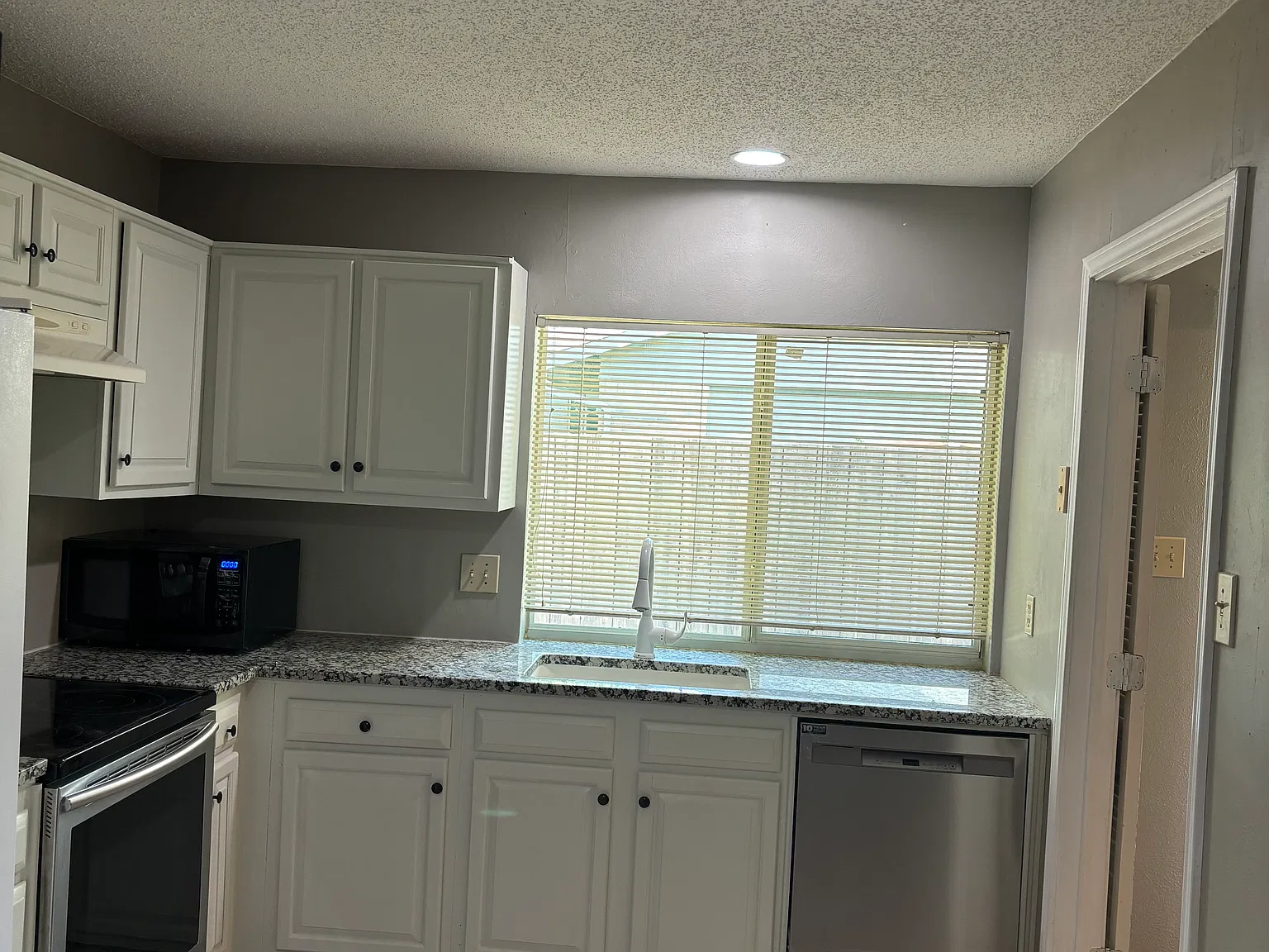 3 bed, 1528 sqft, $2,250 — Photo 3
