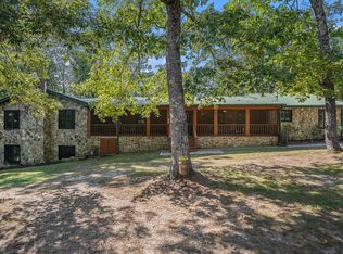 370 Davis Rd, Blue Ridge, GA 30513