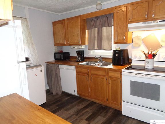 3rd image of 404 S 11th St