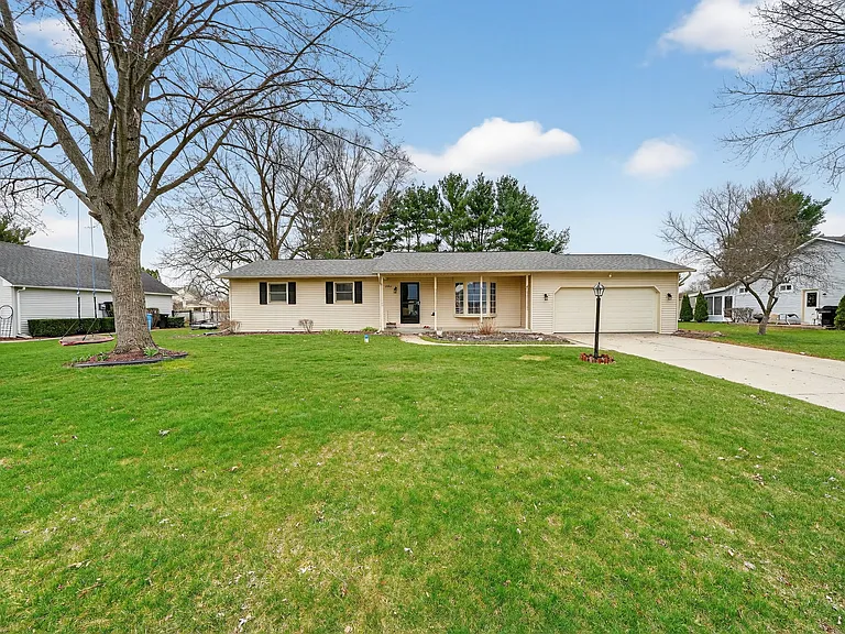 11966 Bluebonnet Ln — Photo 1