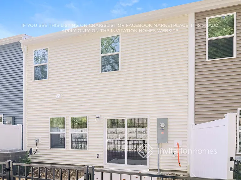 1107 Greenville Way — Photo 21