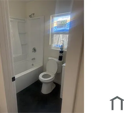 5604 Streamview Dr — Photo 3