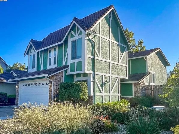 786 Hattan Dr, Livermore, CA 94551